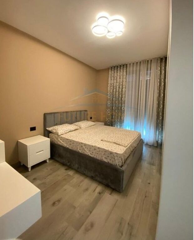 Affitto, Appartamento 1+1+Posto Auto, "Sofia Residence", Tirana