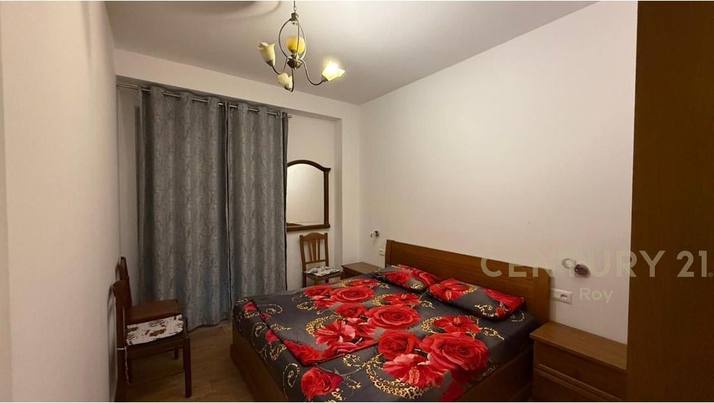 SHITET APARTAMENT 2+1 ME PAMJE DETI!20M LARG PLAZHIT!