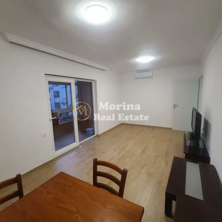 Affitto | Appartamento 2 + 1 | Piazza Skënderbej | 1200 €/mese