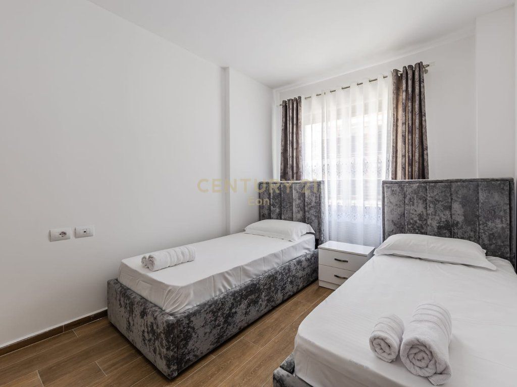 SHITET SUPER APARTAMENT NE GOLEM !