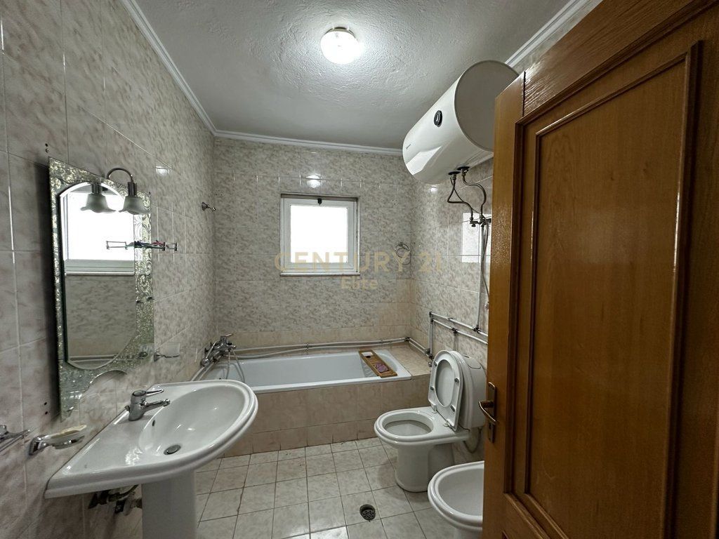 Apartment 2+1 for rent on Dritan Hoxha Street, Laprakë| 120 m² | 600€/month