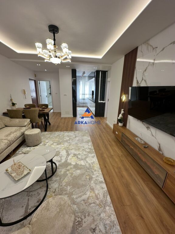 SHITET APARTAMENT 2+1+BALLKON "PALLATI ME SHIGJETA" 250.000 EURO
