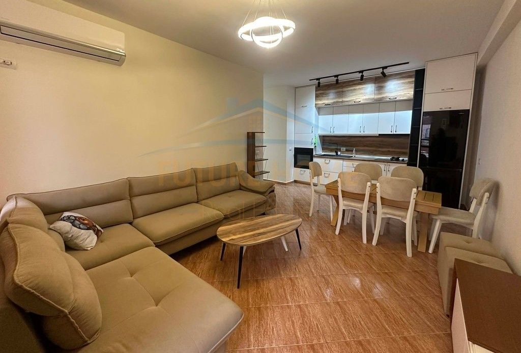Qera, Apartament 2+1, Unaza e Re