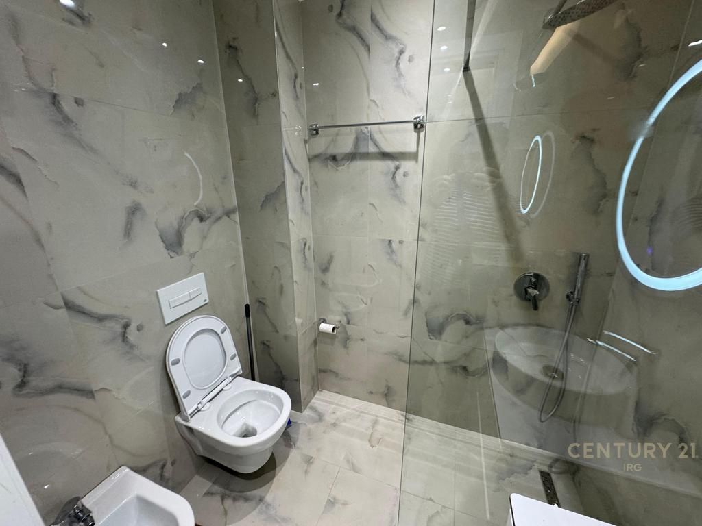 For rent 2+1 apartment + parking space at Kodra e Diellit!
