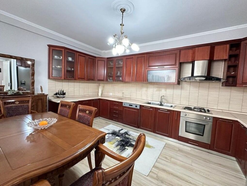Apartment 2+1 for sale near the "Mihal Grameno" School!