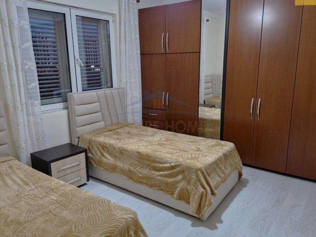 For sale, Apartment 3+1+2, Porcelan, Tirana