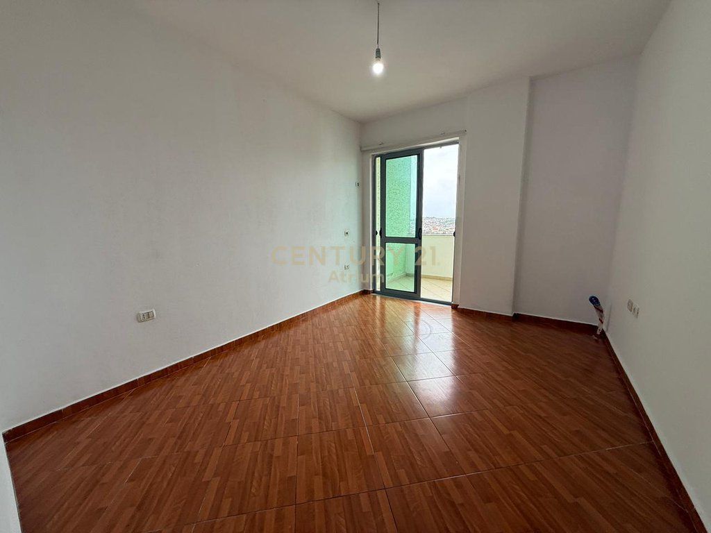 JEPET ME QIRA APARTAMENT 1+1 PTRANE SHKOLLES KLODIAN TANUSHI TEK FRESKU !