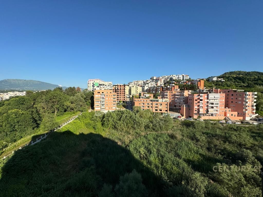 For rent 2+1 apartment + parking space at Kodra e Diellit!
