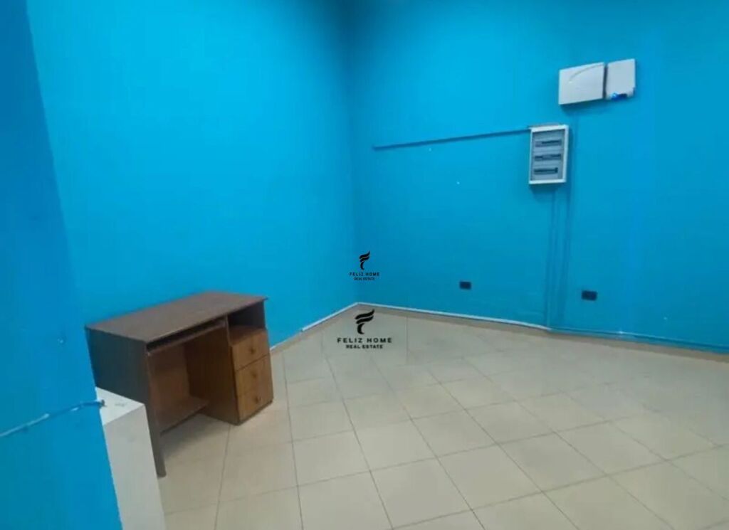 DYQAN ME QERA 160 M2 PALLATI ME SHIGJETA 250.000 LEKE FH-64922