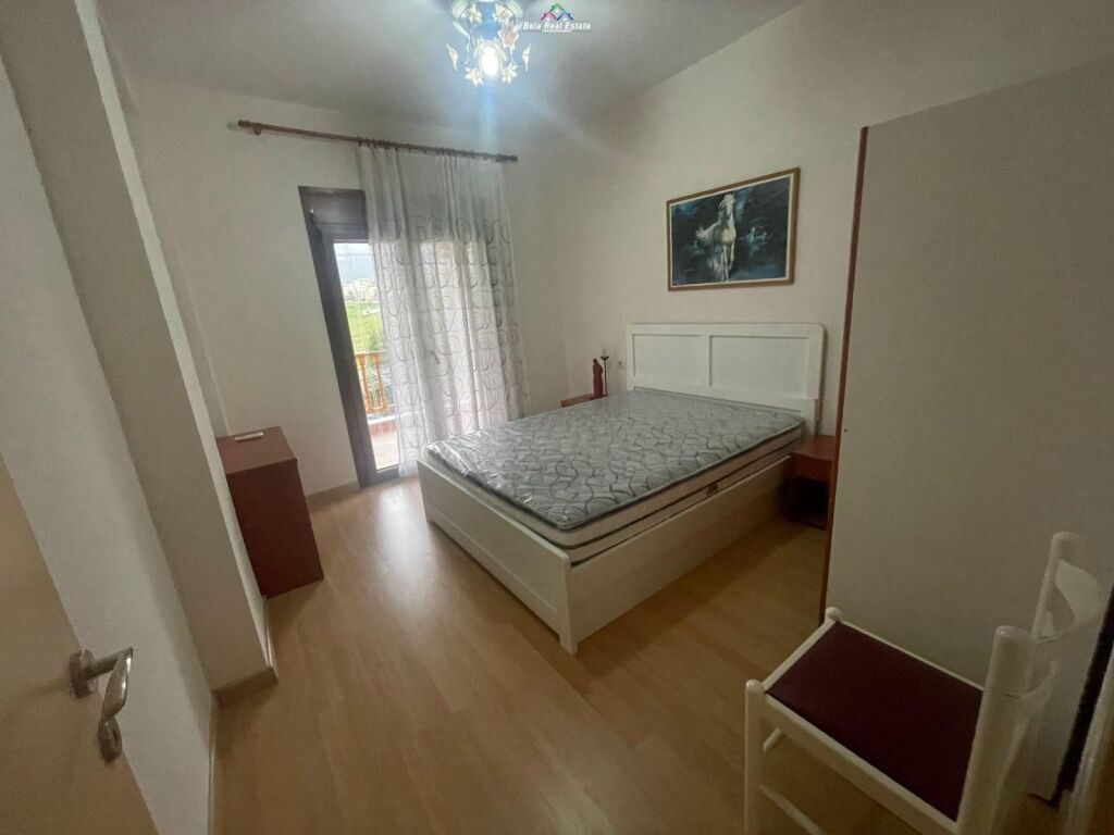 Piano Villetta/ Duplex in Affitto a Ali Demi (ID BV22392) Tirana