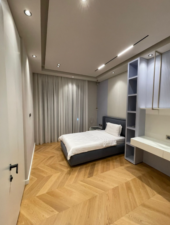 🏡 Villa su 3 Piani in Vendita – Mandarin Residence