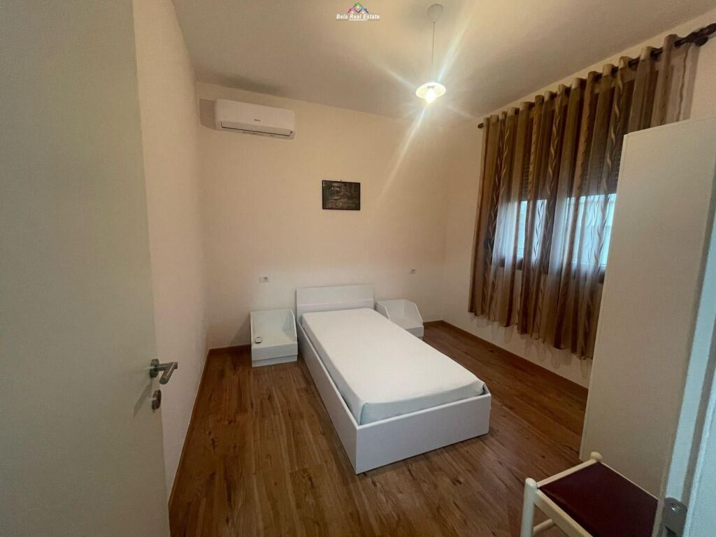 Piano Villetta/ Duplex in Affitto a Ali Demi (ID BV22392) Tirana