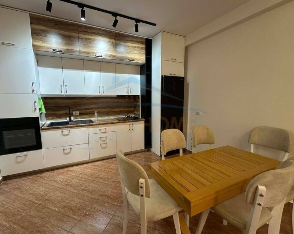 Qera, Apartament 2+1, Unaza e Re