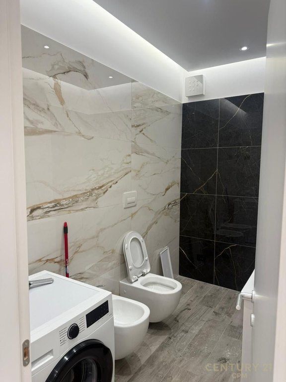 Affittasi appartamento moderno 2+1 nella residenza Sofia Hill vicino a TEG