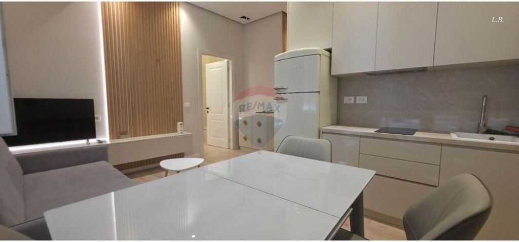 Jepet me qira apartament 1+1 – Rruga e Dibrës!