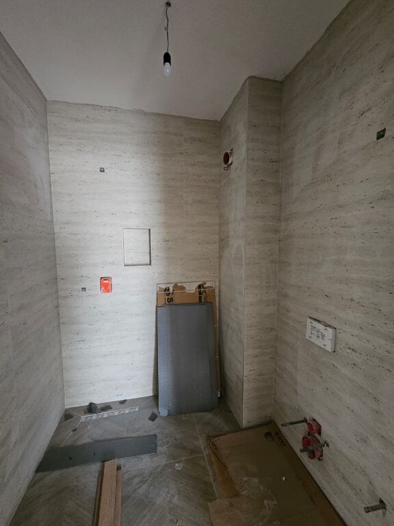 🏡✨ Shitet Apartament 2+1+2 – Kompleksi Tirana Entry 2