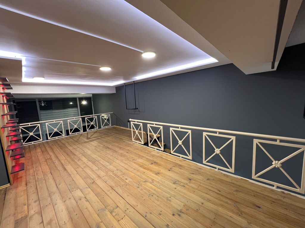 Premises for rent at Hotel Marinaj Astir
