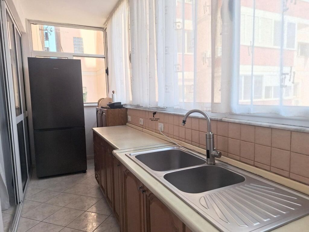APARTAMENT ME QERA 3+1 SIRI KODRA 70.000 LEKE FH-65006