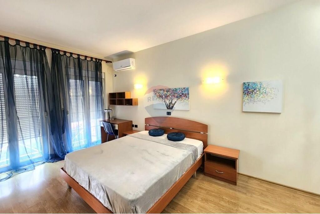 Apartament  1+1 - Për Qira - 9 Katëshet