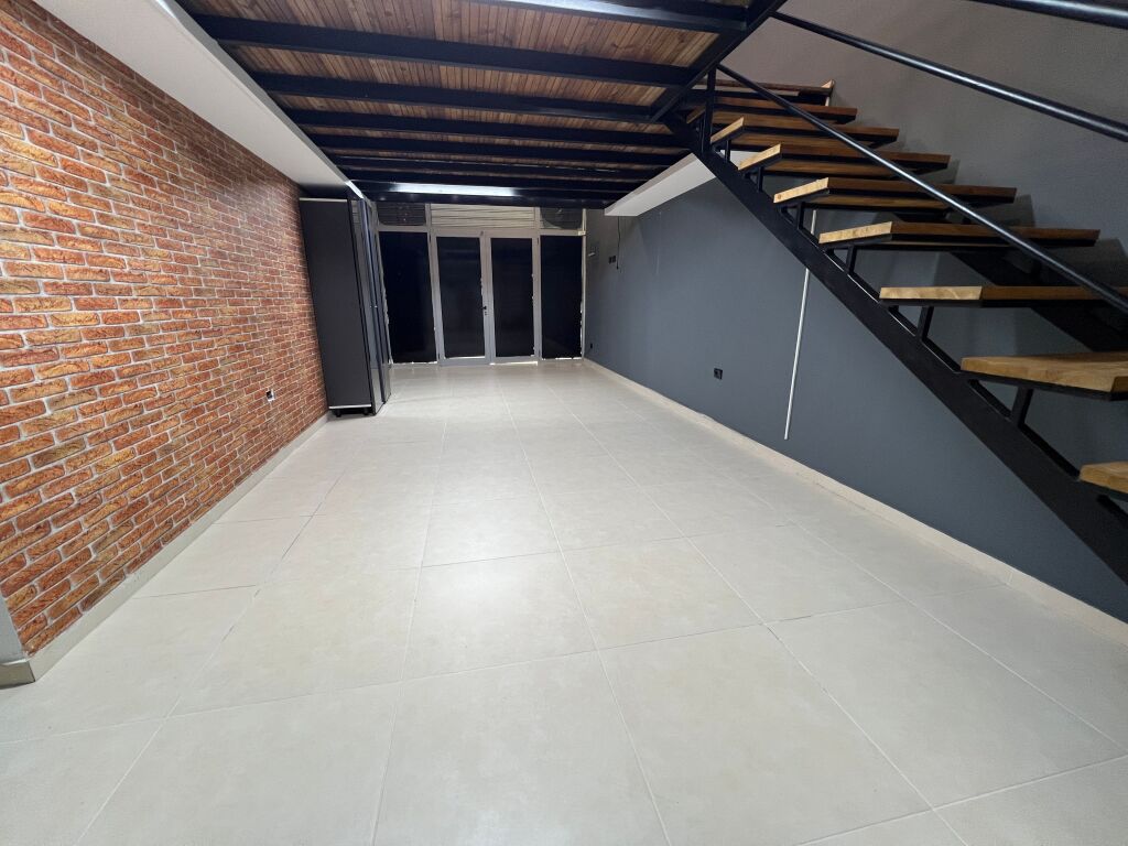 Premises for rent at Hotel Marinaj Astir