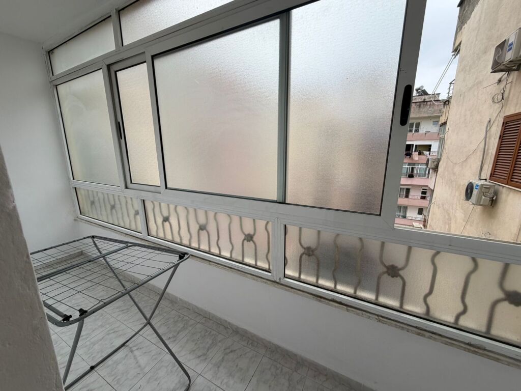 Appartamento 2+1+2 balconi in affitto Via Dritan Hoxha