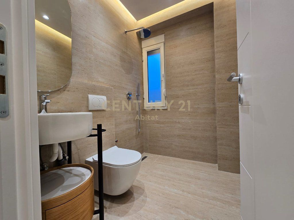 Apartment 2+1 with Veranda for Sale – Former Exhibition !