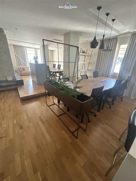 Zyre Me Qera Ne Bllok (ID BZ2351) Tirane.