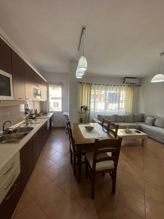APPARTAMENTO IN AFFITTO 2+1+2 LAGO ARTIFICIALE 65.000 LEKE FH-64918