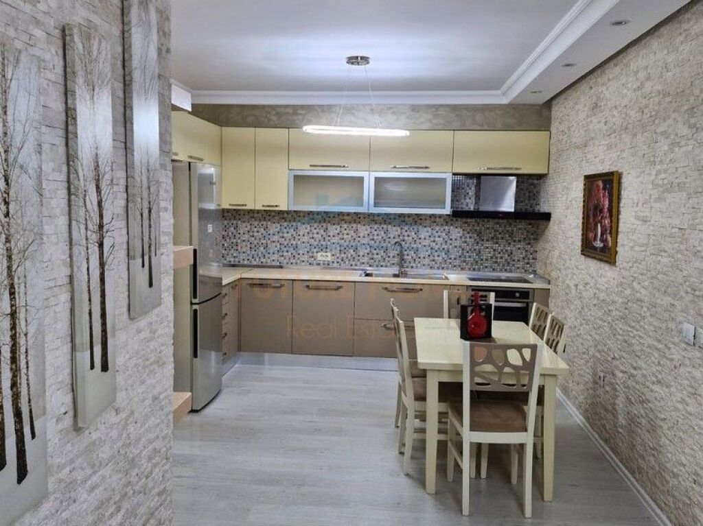 For sale, Apartment 3+1+2, Porcelan, Tirana