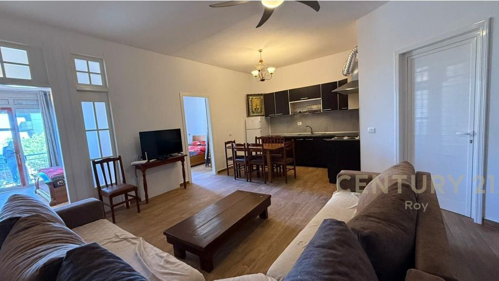 SHITET APARTAMENT 2+1 ME PAMJE DETI!20M LARG PLAZHIT!