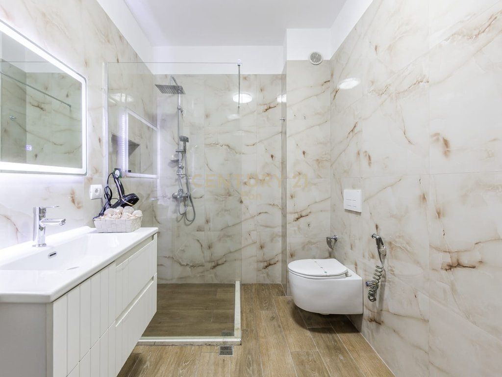 SHITET SUPER APARTAMENT NE GOLEM !