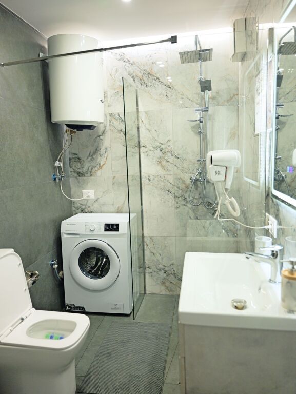 Appartamento in affitto in Via Elbasan