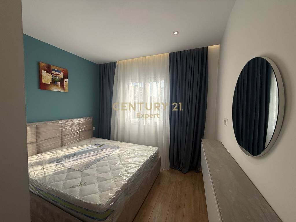 APARTAMENT 1+1 PER QIRA TEK 21 DHJETORI