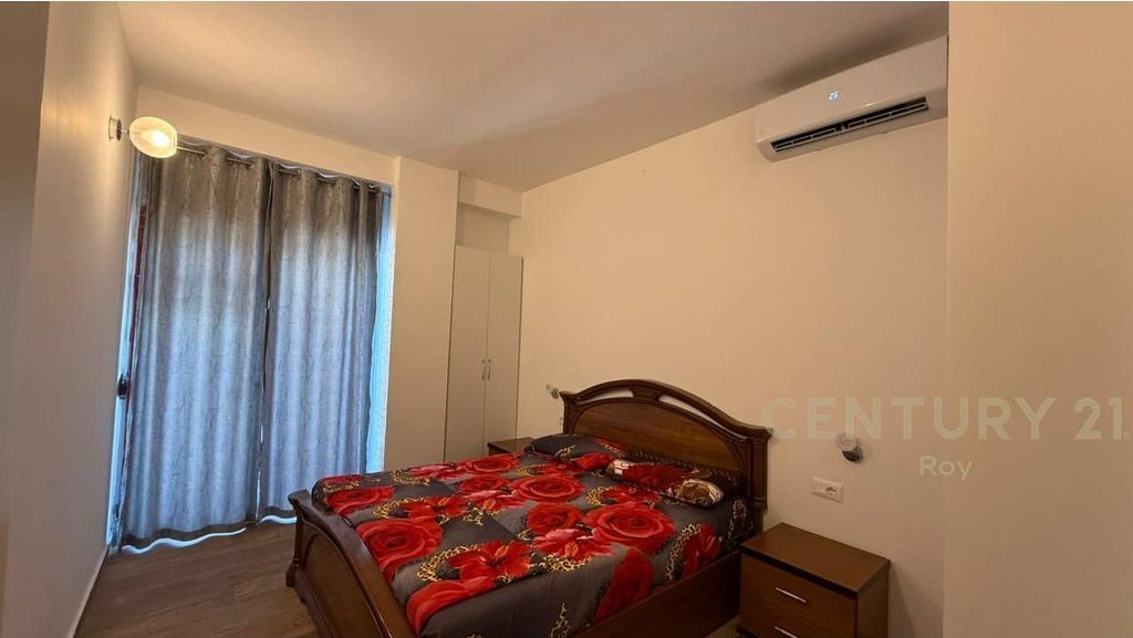 SHITET APARTAMENT 2+1 ME PAMJE DETI!20M LARG PLAZHIT!