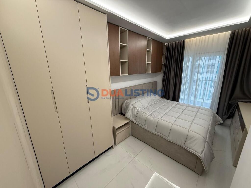 Qera Apartament 1+1 + 🅿️ në Zogu i Zi