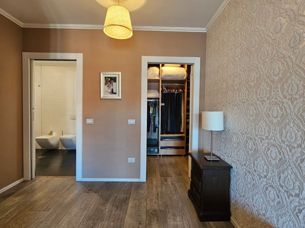 Apartament 3+1+2 ne shitje perballe Delijorgjit