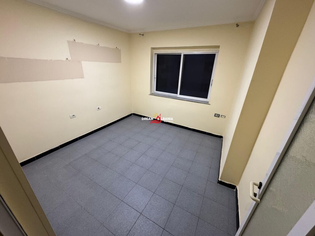 Appartamento 3+1 in vendita Centro tra Via Myslym Shyri e Via Kavaja (ID 4131494 )