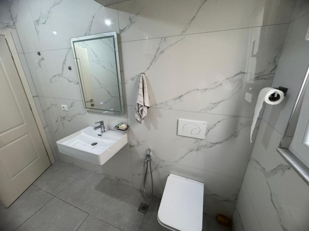 Appartamento in affitto 1+1+ balcone nella zona di Selita e Vogël !