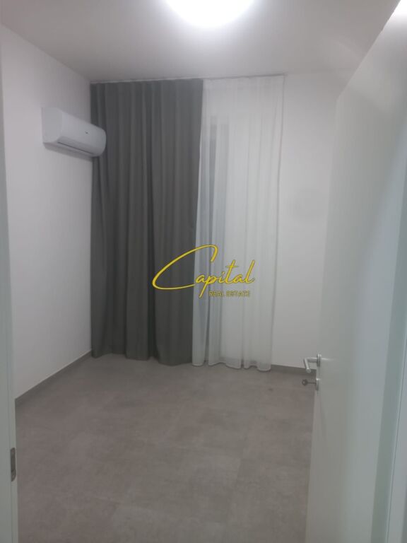 APARTAMENT ME QIRA 2+1 5 MAJI 40.000 LEKE