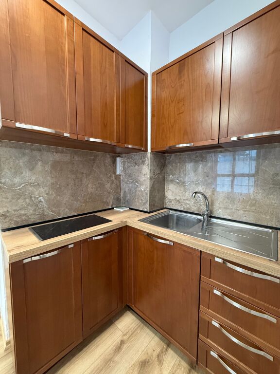 UFFICIO/APPARTAMENTO IN AFFITTO (Privato, NON Agenzia)
