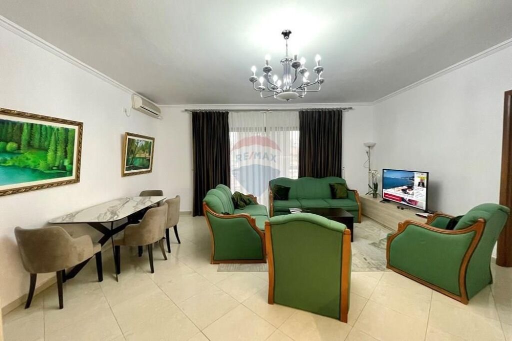 Appartamento 1+1 in affitto, nel centro di Tirana