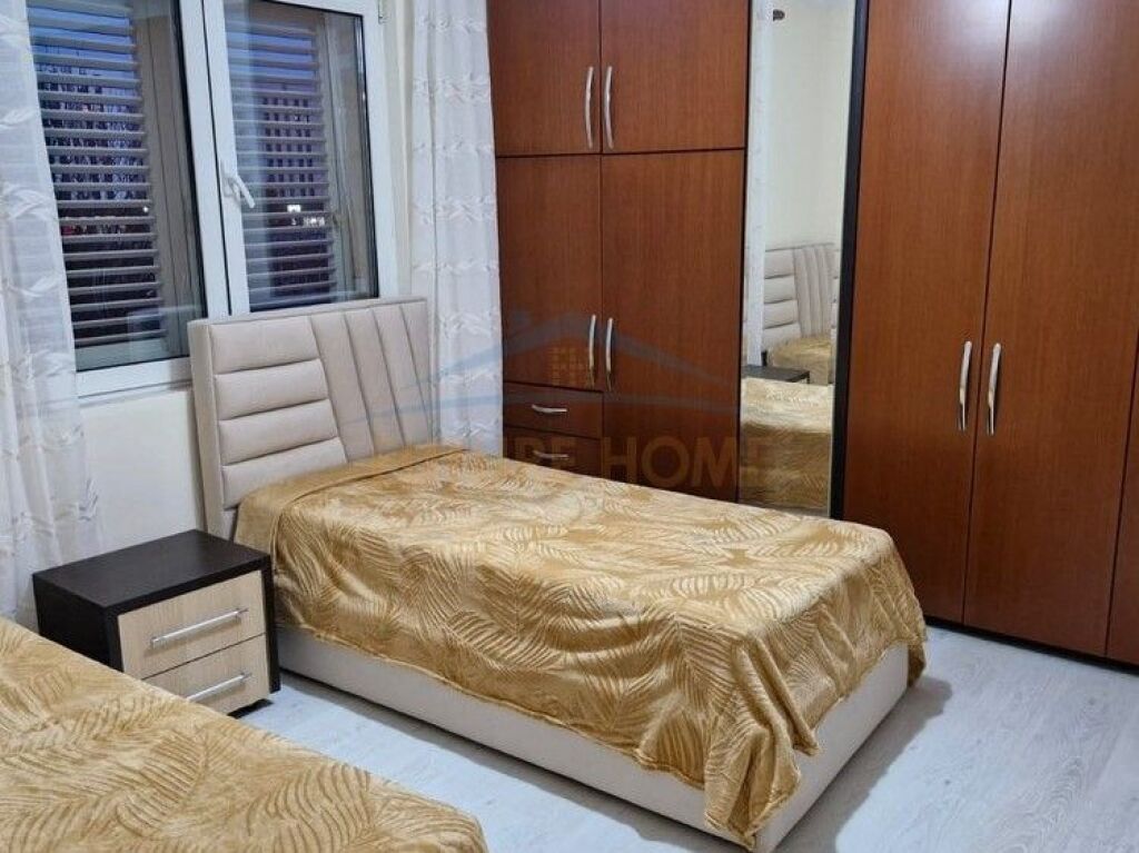 For sale, Apartment 3+1+2, Porcelan, Tirana