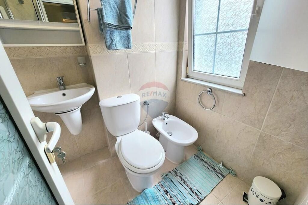 Apartament  1+1 - Për Qira - 9 Katëshet