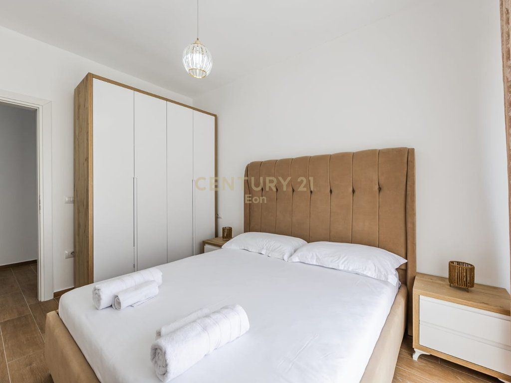 SHITET SUPER APARTAMENT NE GOLEM !