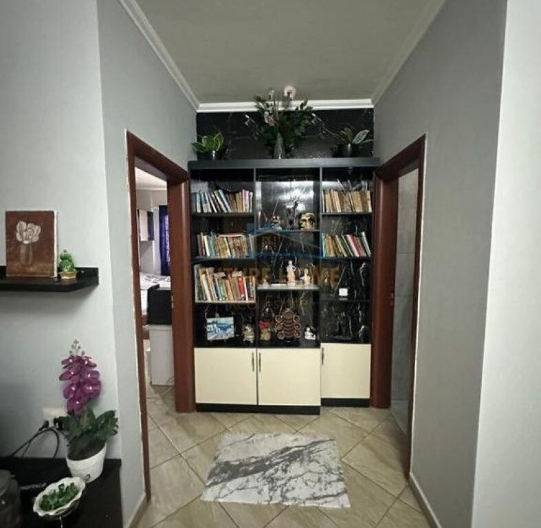 Vendita, Appartamento 2+1, Fresk, Tirana.