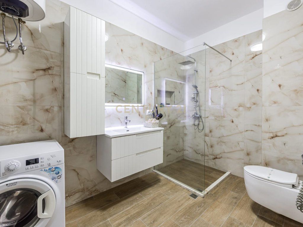 SHITET SUPER APARTAMENT NE GOLEM !