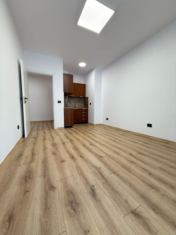 UFFICIO/APPARTAMENTO IN AFFITTO (Privato, NON Agenzia)