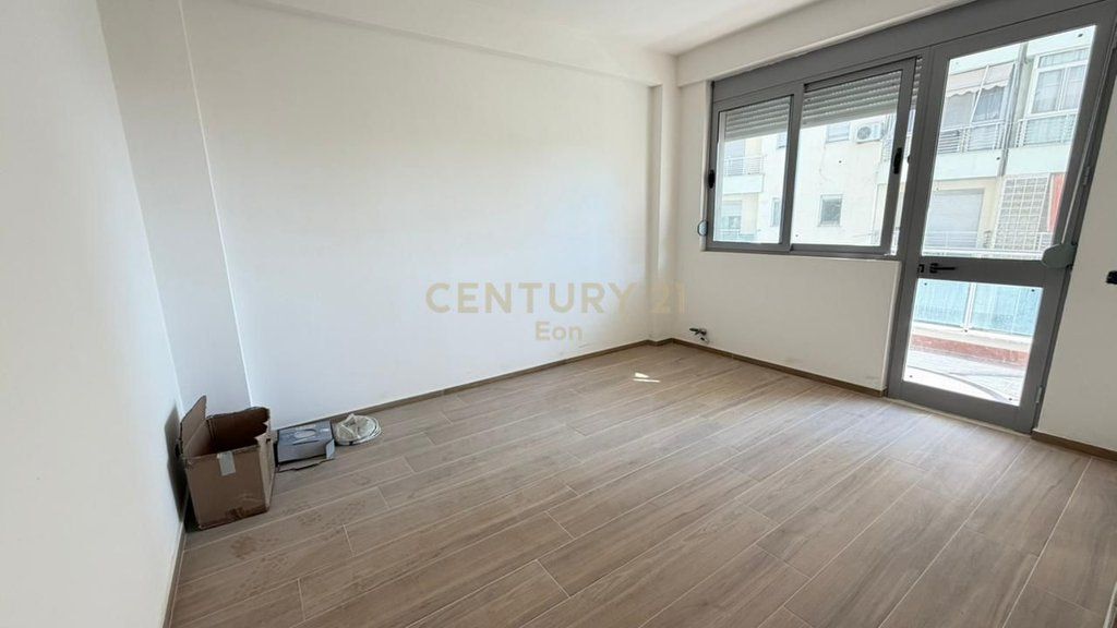 APARTAMENT 1+1 PER SHITJE NE GOLEM !