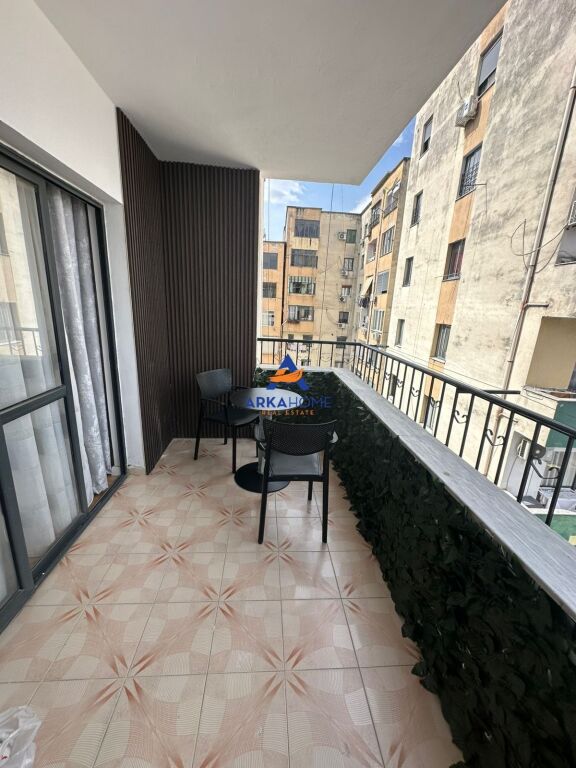SHITET APARTAMENT 2+1+BALLKON "PALLATI ME SHIGJETA" 250.000 EURO