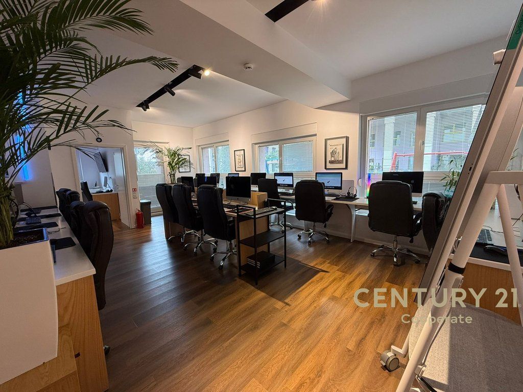 OFFICE FOR SALE AT KAIMI RESIDENCE NEAR MANGALEM 21
